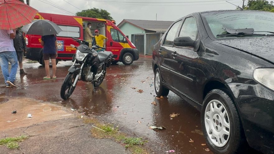 Motociclista sofre contusão pélvica após acidente no Interlagos