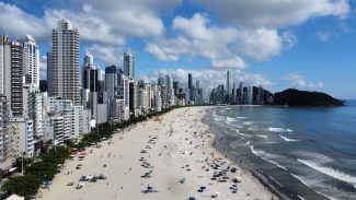 Balneário Camboriú: a praia dos sonhos com imóveis a preços surpreendentes!