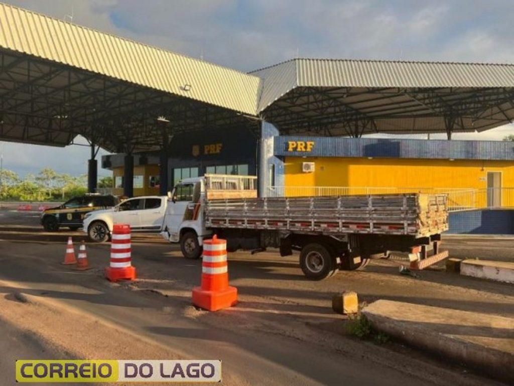 Em poucas horas, PRF de Guaíra recupera duas caminhonetes e caminhão furtado