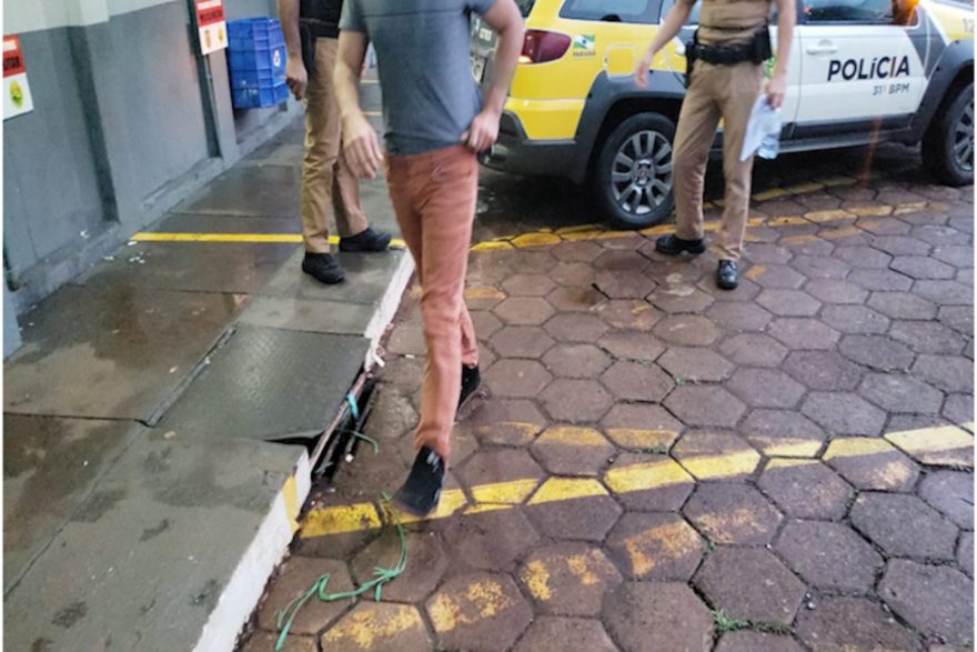 Devendo pensão alimentícia para dois filhos de mulheres diferentes, homem é detido pela PM