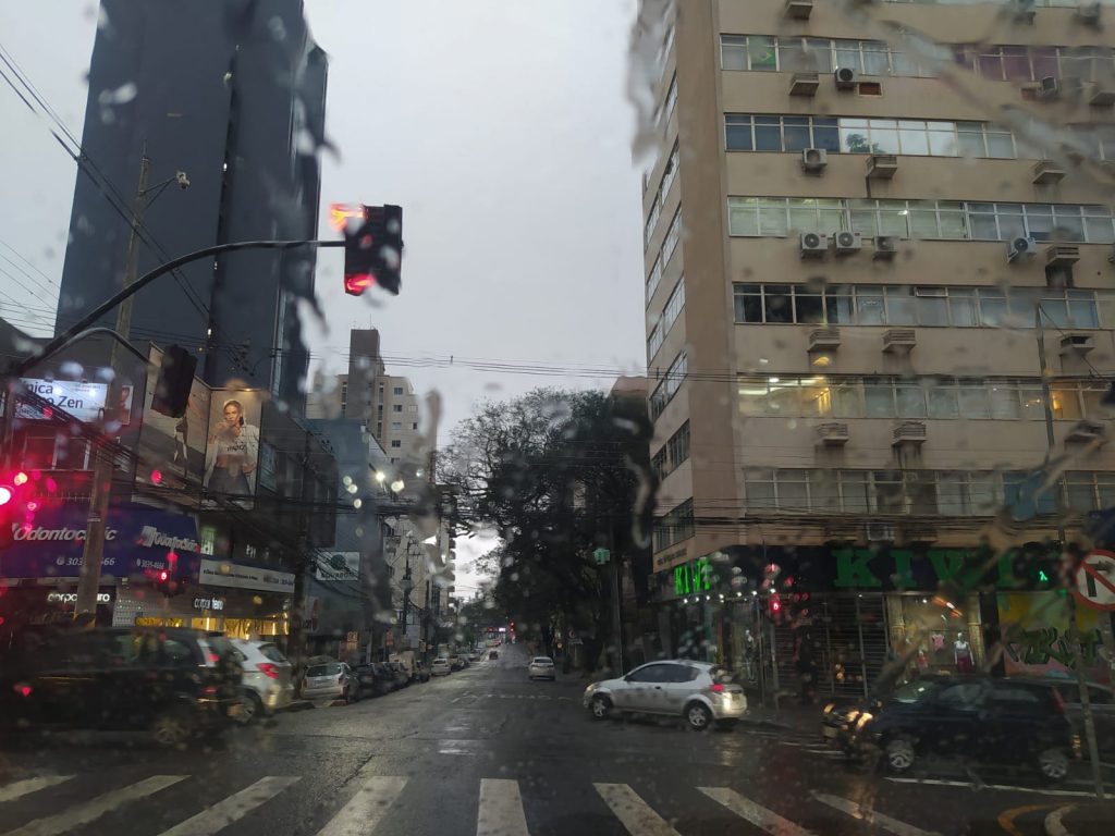 Tempo segue estável e chuvas são esperadas em Cascavel nesta terça Tempo segue estável e chuvas são esperadas em Cascavel nesta terça