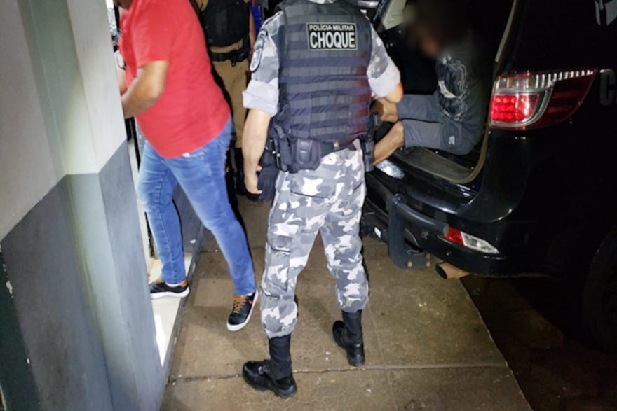 Operação Termopilas: Polícia prende homens com maconha e munições em ação conjunta