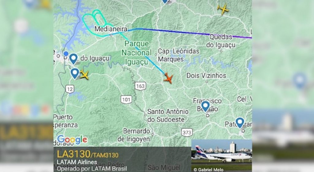 Avião sobrevoando em círculos chama a atenção dos moradores de Dom Armando, Missal Avião sobrevoando em círculos chama a atenção dos moradores de Dom Armando, Missal