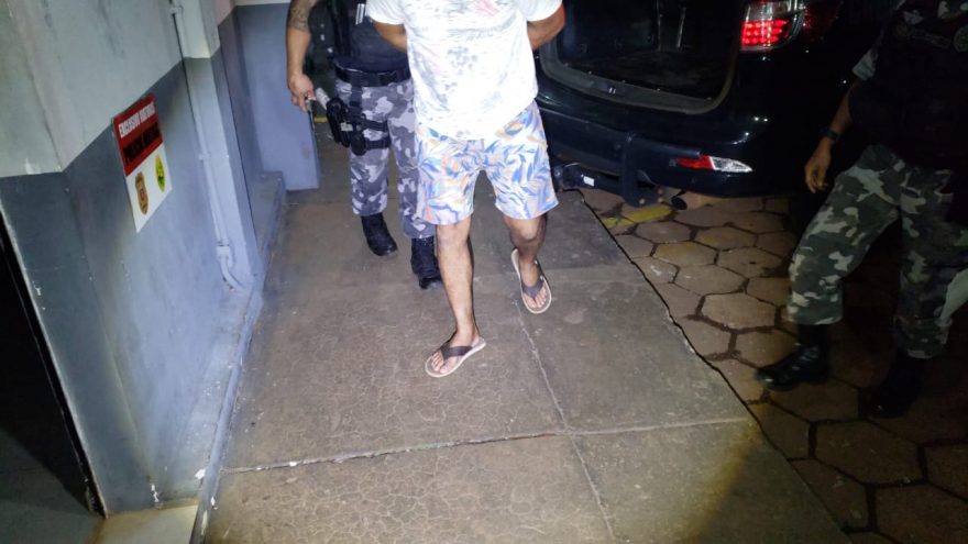 Homem detido com arma de fogo e munições irregulares é levado à 15ª SDP
