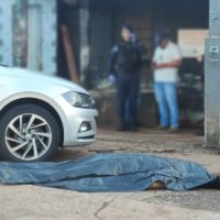 Imagem referente a Homem morre ao ser baleado com pelo menos três tiros no Esmeralda