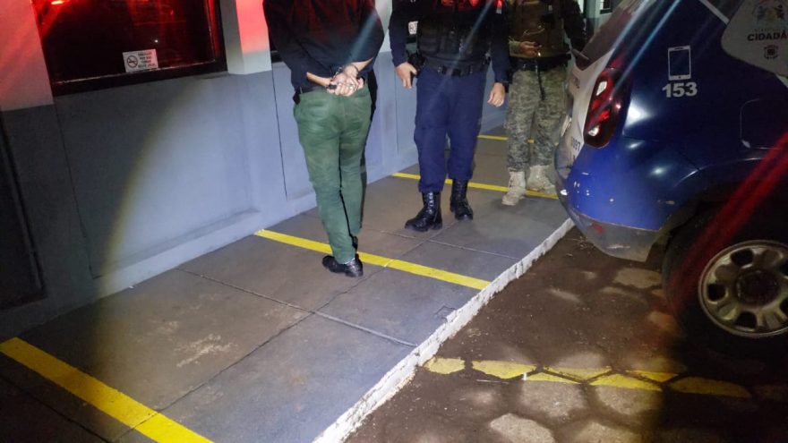 Homem é detido pela Guarda Municipal e encaminhado à Delegacia