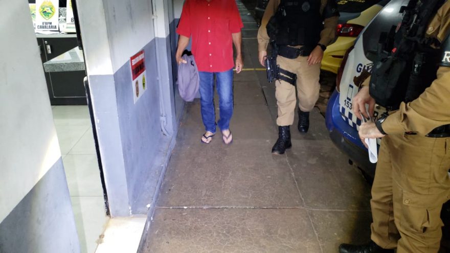 Homem com mandado de prisão em aberto é detido em propriedade rural