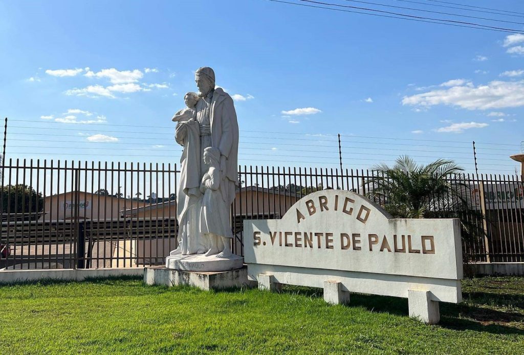 Novo aditivo de colaboração entre município e abrigo São Vicente atualiza recursos em R$ 154 mil Novo aditivo de colaboração entre município e abrigo São Vicente atualiza recursos em R$ 154 mil