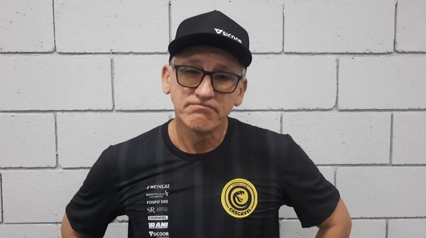 Técnico do FC Cascavel fala sobre sequência de derrotas do time