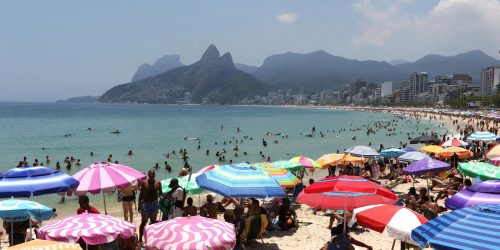 Imagem referente a RJ: hotéis da capital e do interior têm 90% de reservas para carnaval