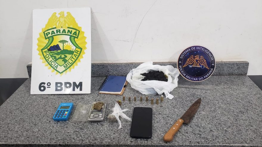 PM detém envolvido em assalto e recupera celular roubado em ponto de tráfico de drogas
