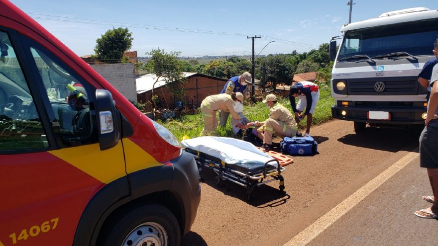 Pneu estoura e motociclista sofre queda na BR-369