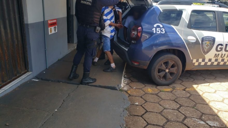 Suspeitos de furto são detidos no Cascavel Velho