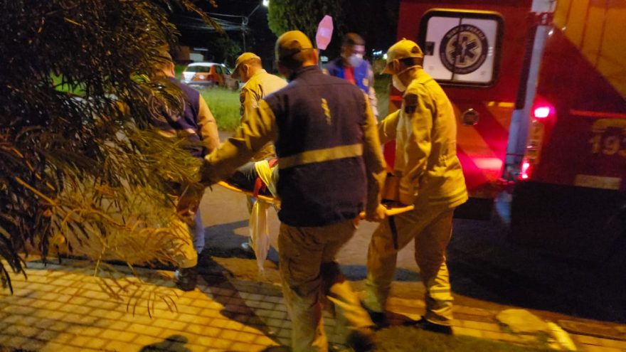 Idoso acamado é atendido após sofrer queda no Pioneiros Catarinenses
