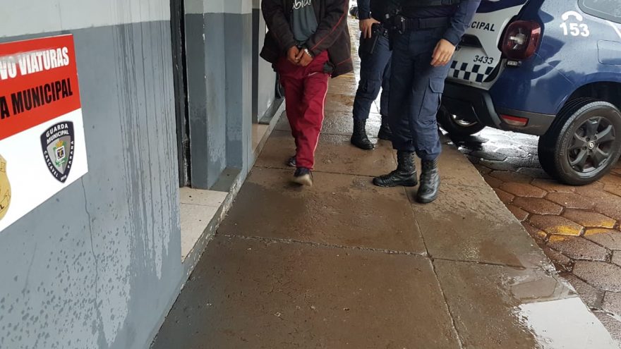 Homem é detido no Terminal Oest após furto de ferramentas