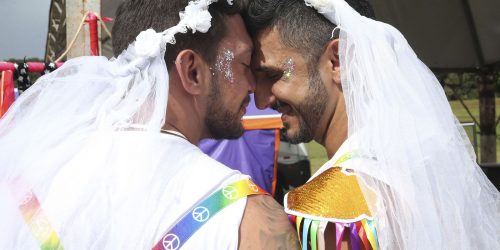 Imagem referente a Foliões elogiam espaços cercados no carnaval de Brasília