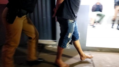 Sujeito é preso depois de bater na companheira na frente da enteada, no bairro Esmeralda