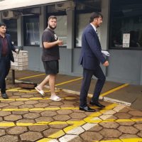 Imagem referente a Homem que dirigia Civic em acidente que matou jovens jornalistas na PRc-467 se apresenta à polícia