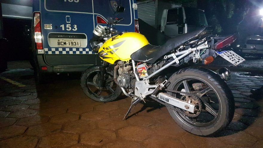 Moto adulterada é apreendida pela Guarda Municipal no Riviera