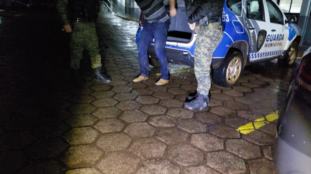 Ladrão de bicicleta é preso em flagrante no bairro Santa Cruz