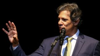 Na Índia, Haddad reforça preocupação com juros altos e crise climática