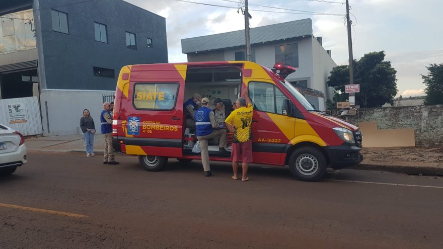 Idoso tropeça em lata de tinta e sofre queda no Cancelli