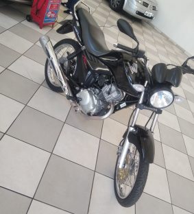 Motocicleta Honda CG Fan preta foi furtada de entregador no São Cristóvão