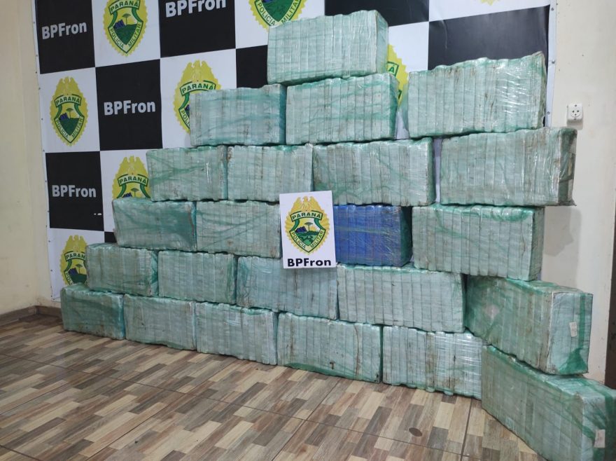 BPFRON apreende 363,9 kg de drogas em Guaíra