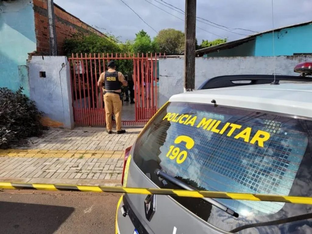 Adolescente discute com a avó e a mata com mais de 50 facadas em Foz