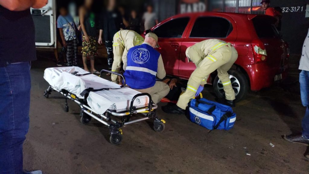 Homem de 34 anos é vítima de atropelamento no bairro Periolo