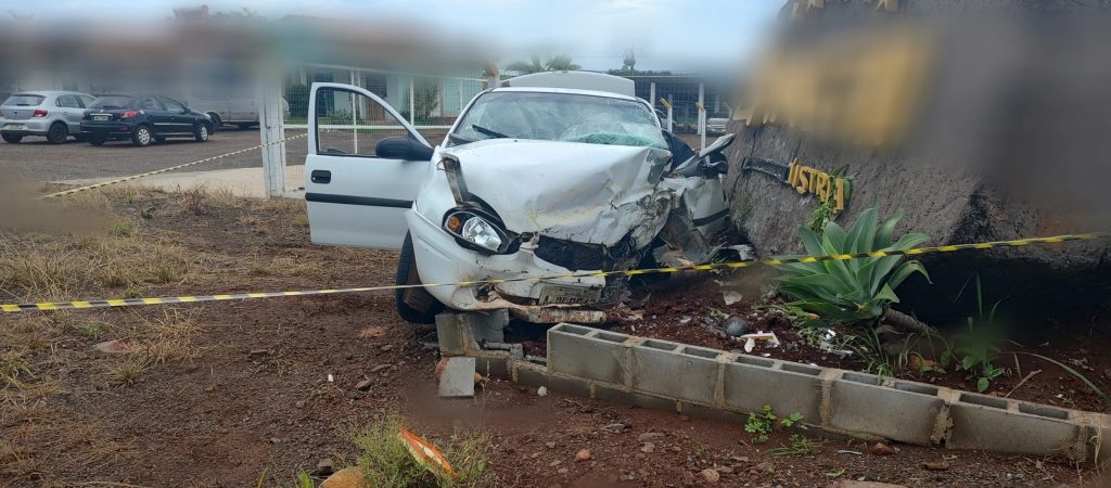 Homem morre após veículo sair da pista e bater contra pedra na BR-163 em Capanema