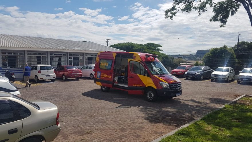 Menino tem suspeita de fratura após sofrer queda na Escola Divanete Alves