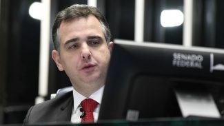 Pacheco vai debater CPI dos atos golpistas com líderes do Senado