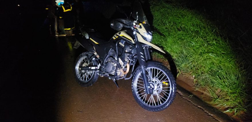 Motociclista tem perna lacerada em acidente no Contorno Oeste