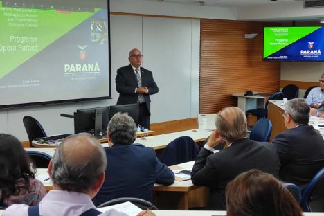 Estado apresenta resultados do Opera Paraná no encontro de gestores do Sul e Sudeste Imagem referente a Estado apresenta resultados do Opera Paraná no encontro de gestores do Sul e Sudeste