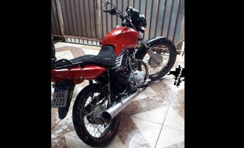 Motocicleta placa AWG-7121 foi furtada no Bairro Universitário