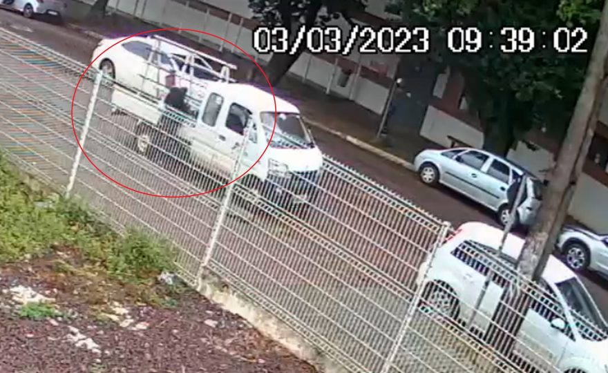 Câmera registra furto de caixa de ferramentas no Centro