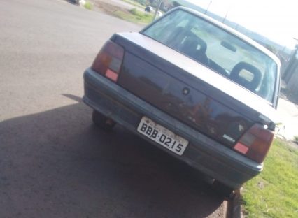 Monza placas BBB-0215 foi furtado na Região no Bairro Canadá