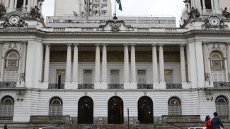 Linha do tempo conta história centenária do Palácio Pedro Ernesto