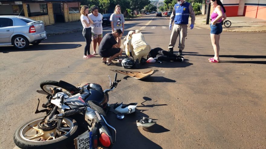 Mulher fica ferida em acidente na Rua Ipanema