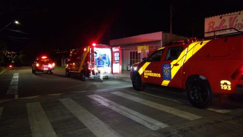 Cliente quebra garrafa de cerveja e agride dona de bar no Bela Vista