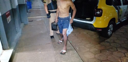 Após furtar bateria de caminhão, indivíduo tenta esfaquear segurança e acaba preso no São Cristóvão