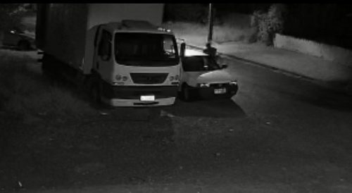 Vídeo mostra Gol, placas MBJ-5131, sendo furtado no Bairro Canadá