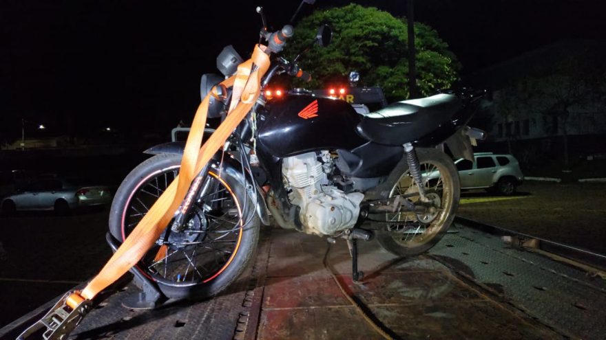 Motocicleta com registro de furto é recuperada pela Polícia Militar em Cascavel