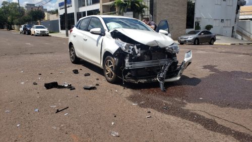 Homem de 33 anos fica ferido em acidente de trânsito em Cascavel