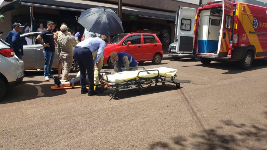 Atropelamento deixa idosa com ferimentos na cabeça e no corpo
