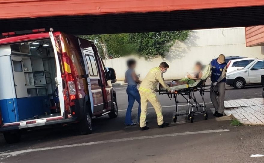 Adolescente fica ferido ao sofrer queda de bicicleta no Guarujá