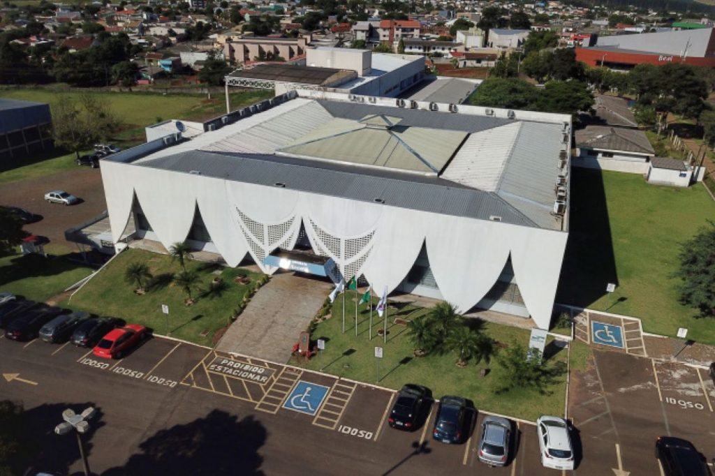 Professores da Unioeste iniciarão greve na segunda-feira (15)
