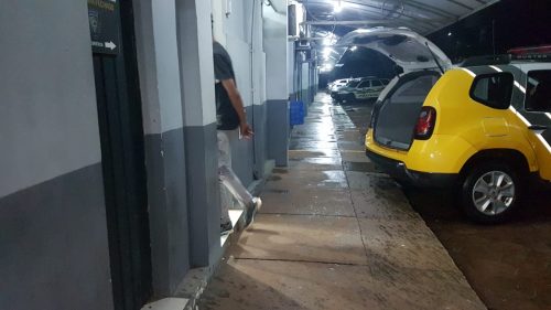 Homem é detido após furtar picanha em supermercado