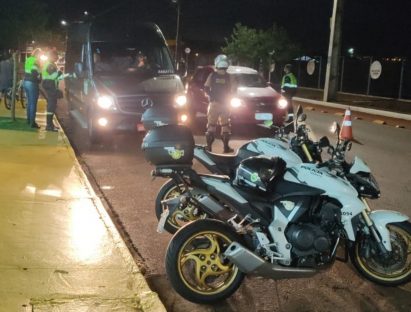 PM apreende 3 motos e 17 condutores são autuados durante fiscalização de trânsito